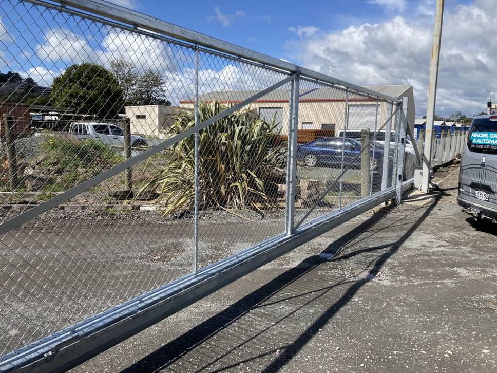 Commercial & Urban fencing