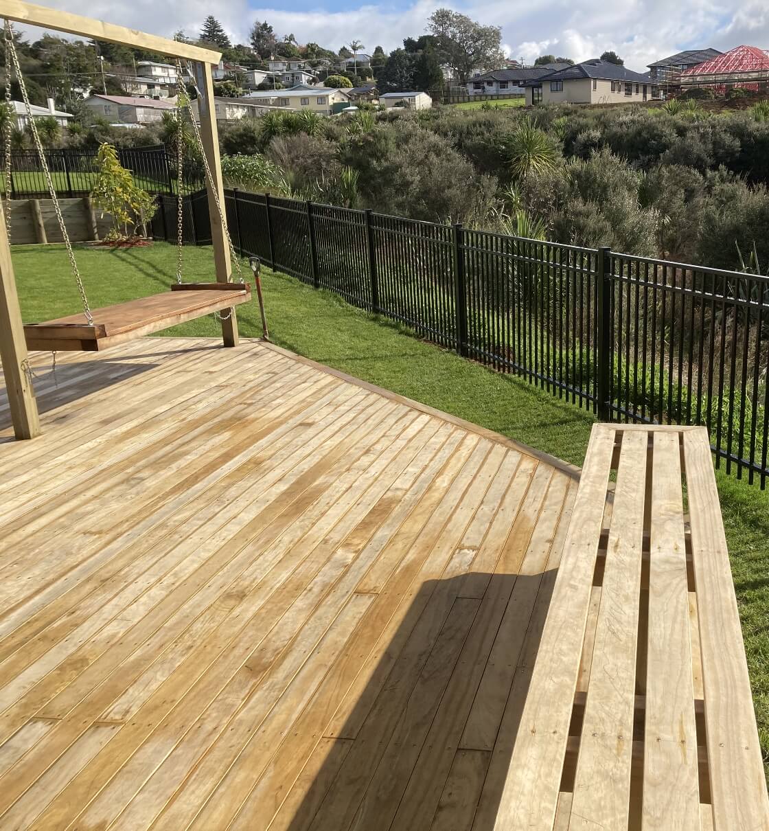 Northland Fences teamed with Hood contracting is a leader in fence design